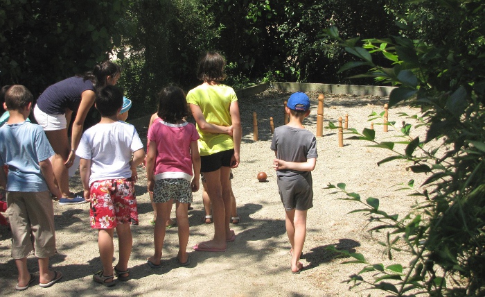 Children’s club and Breton games