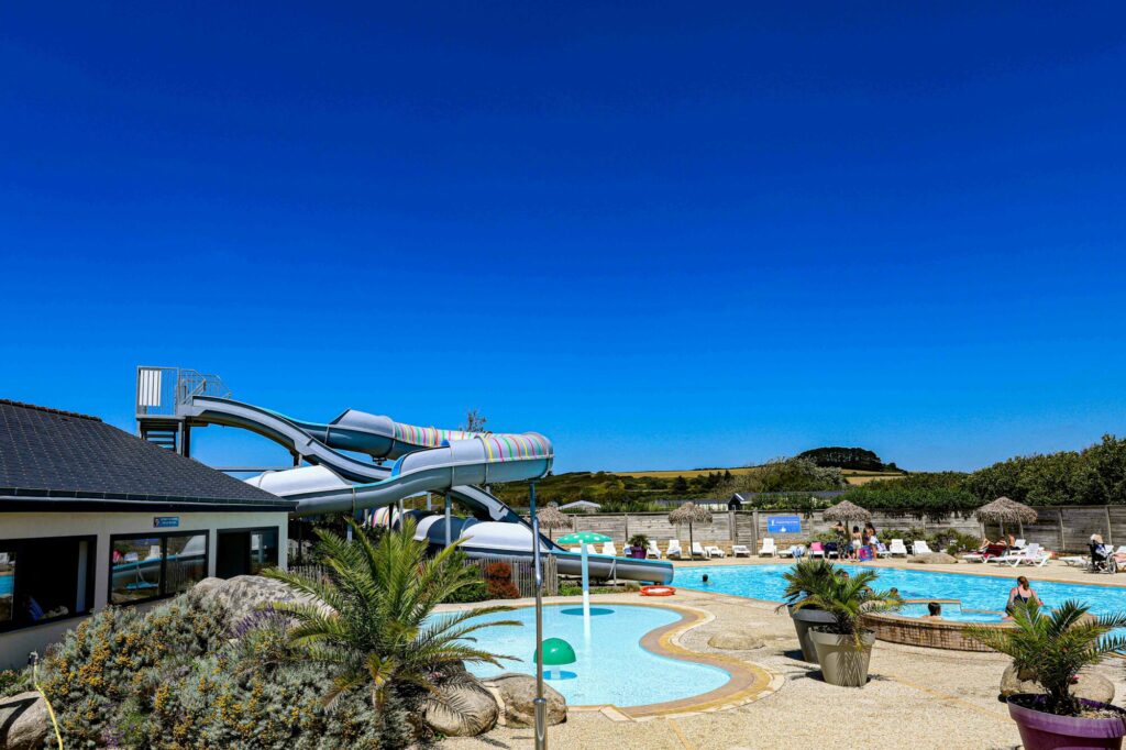 camping avec piscine en Bretagne